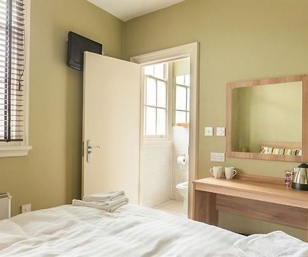 Blackburne Arms Hotel Liverpool Ngoại thất bức ảnh